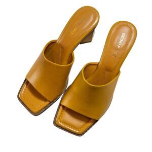 Anthropologie Bruno Premi Women’s Brown Kitten Heel Sandals